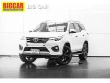 2017 Toyota FORTUNER 2.8 (ปี 15-25) TRD Sportivo 4WD SUV