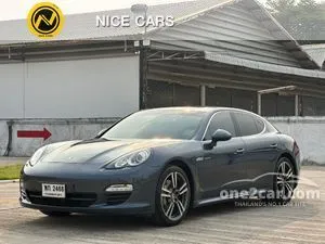 2013 Porsche PANAMERA 3.0 S Hybrid Sedan