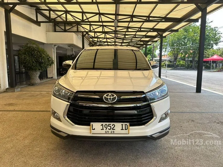 Jual Mobil Toyota Innova Venturer 2018 2.4 di Jawa Timur Automatic Wagon Putih Rp 401.500.000