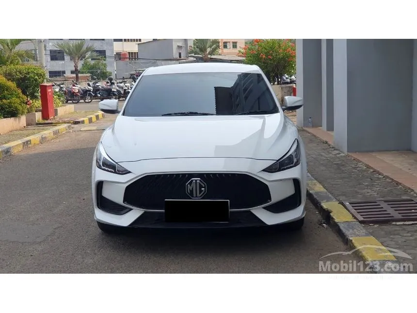 2025 MG 5 GT Activate Sedan