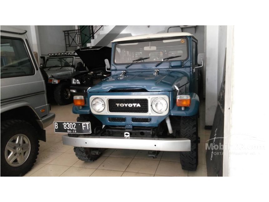 Jual Mobil  Toyota Land  Cruiser  1981 4 2 di Jawa Timur 