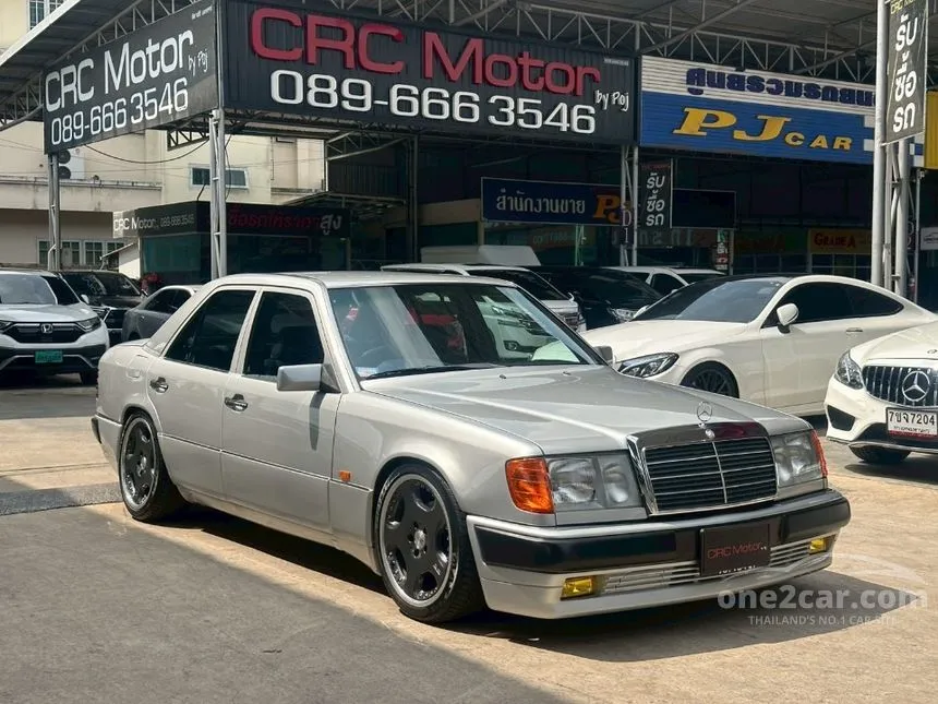 1990 Mercedes-Benz 300E Classic Sedan