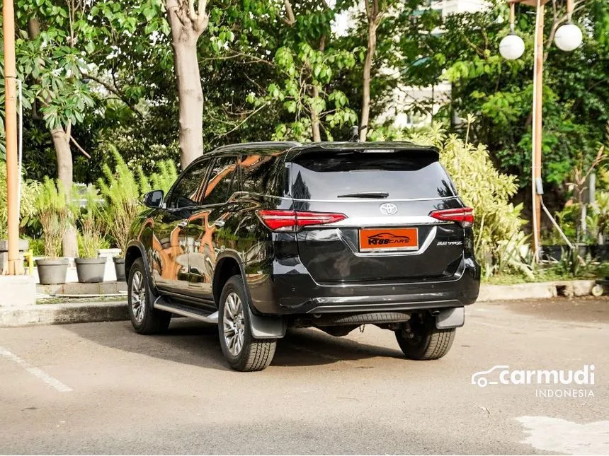 2022 Toyota Fortuner VRZ 4X2 SUV