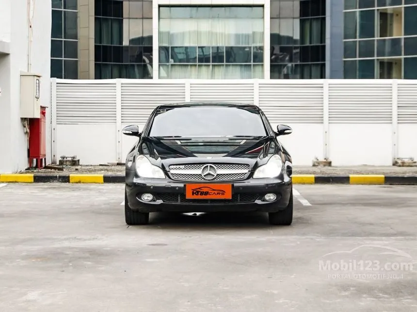 2005 Mercedes-Benz CLS350 Sedan