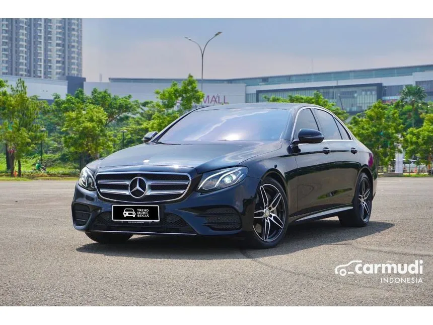 2017 Mercedes-Benz E300 AMG Line Sedan