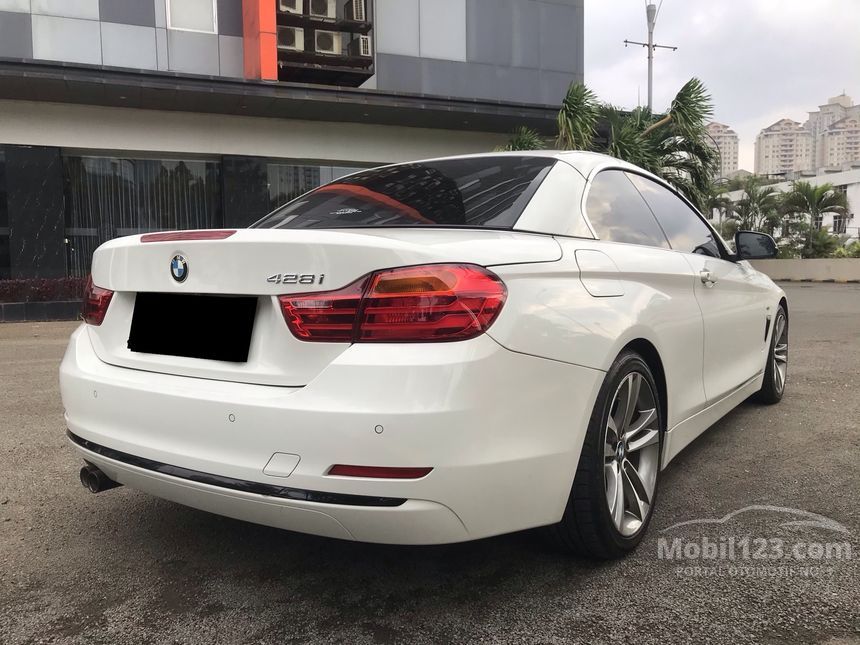 Jual Mobil BMW 428i  2022 F33 2 0 di DKI Jakarta Automatic 