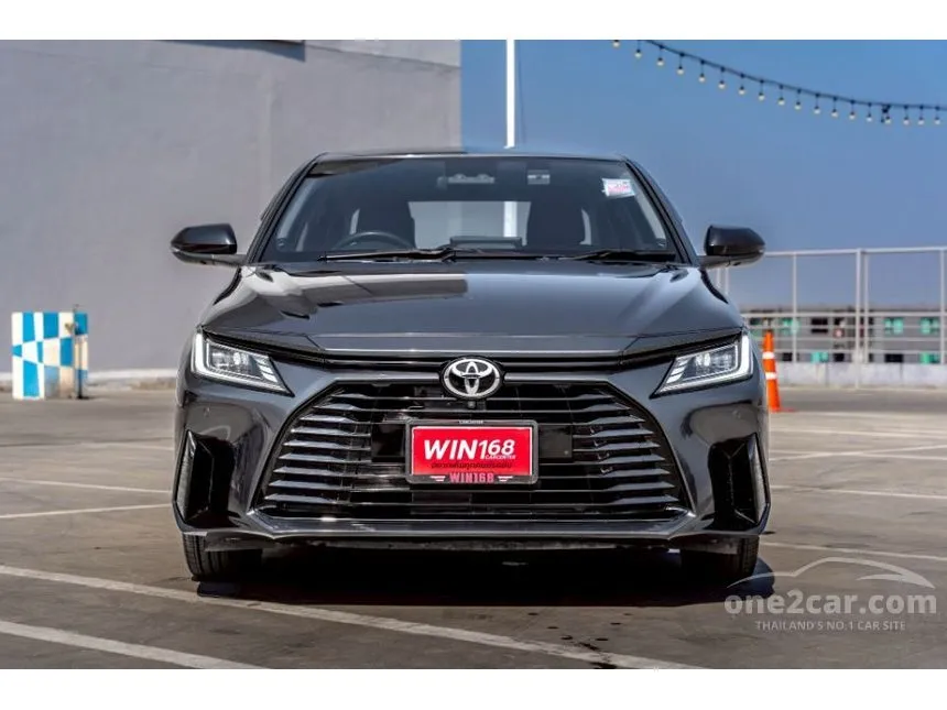 2023 Toyota Yaris Ativ Premium Luxury Sedan