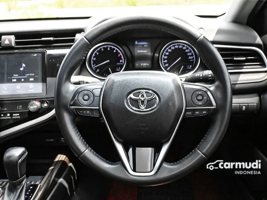 2019 Toyota Camry V Sedan