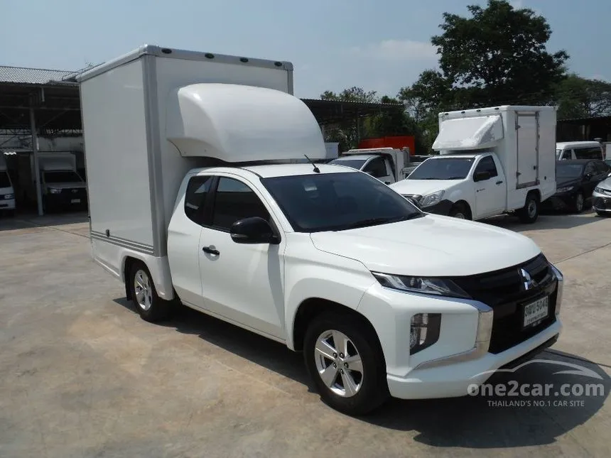 2022 Mitsubishi TRITON GLX Mega Cab Pickup