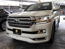 2016 Toyota Land Cruiser 4.6 ZX SUV (NEW CAR CONDITION)