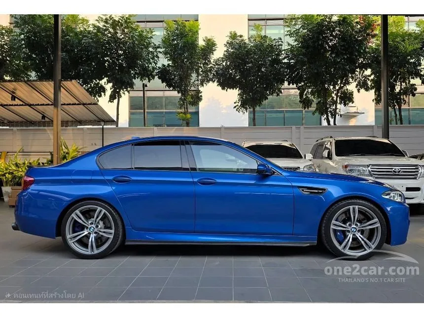 2013 BMW M5 Sedan