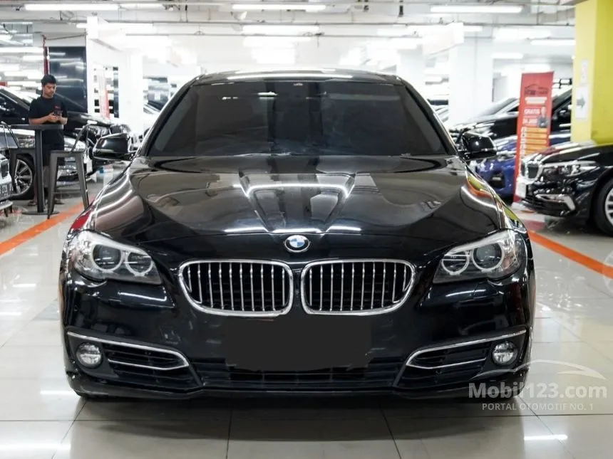 Jual Mobil BMW 320i 2015 Luxury 2.0 di DKI Jakarta Automatic Sedan Hitam Rp 399.000.000