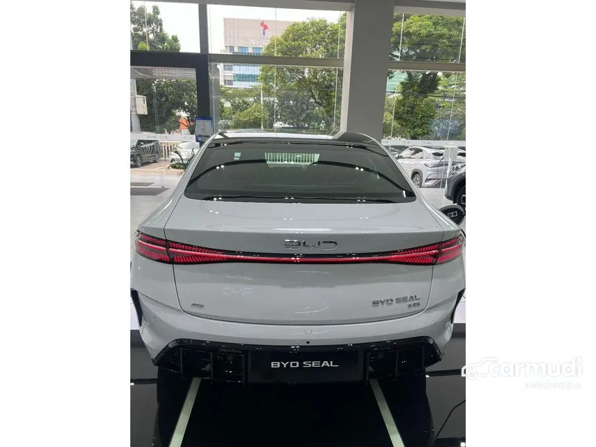 2025 BYD Seal Premium Extended Range Sedan