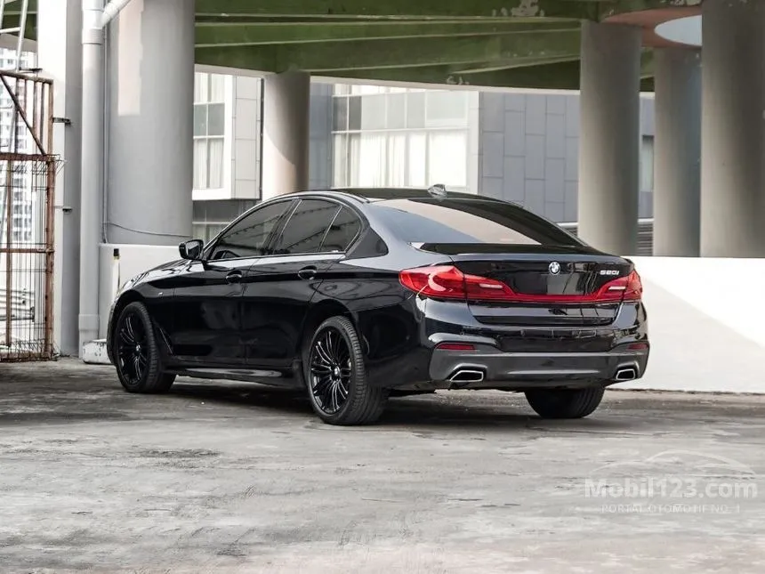 2021 BMW 520i M Sport Sedan