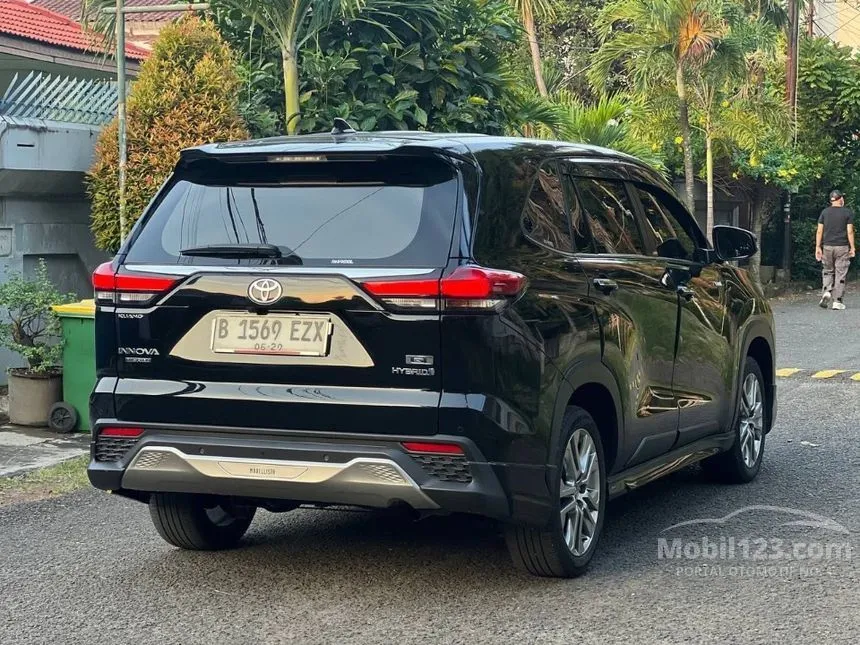 2024 Toyota Kijang Innova Zenix Q HV TSS ( Premium Color) MPV
