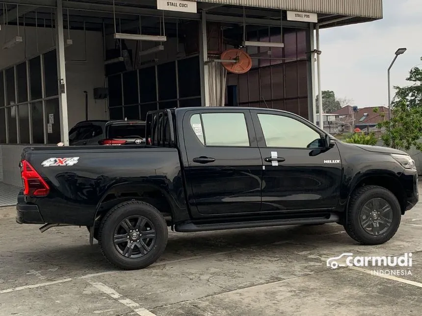 2024 Toyota Hilux V Dual Cab Pick-up