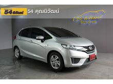2016 Honda Jazz 1.5 (ปี 14-18) V i-VTEC Hatchback AT