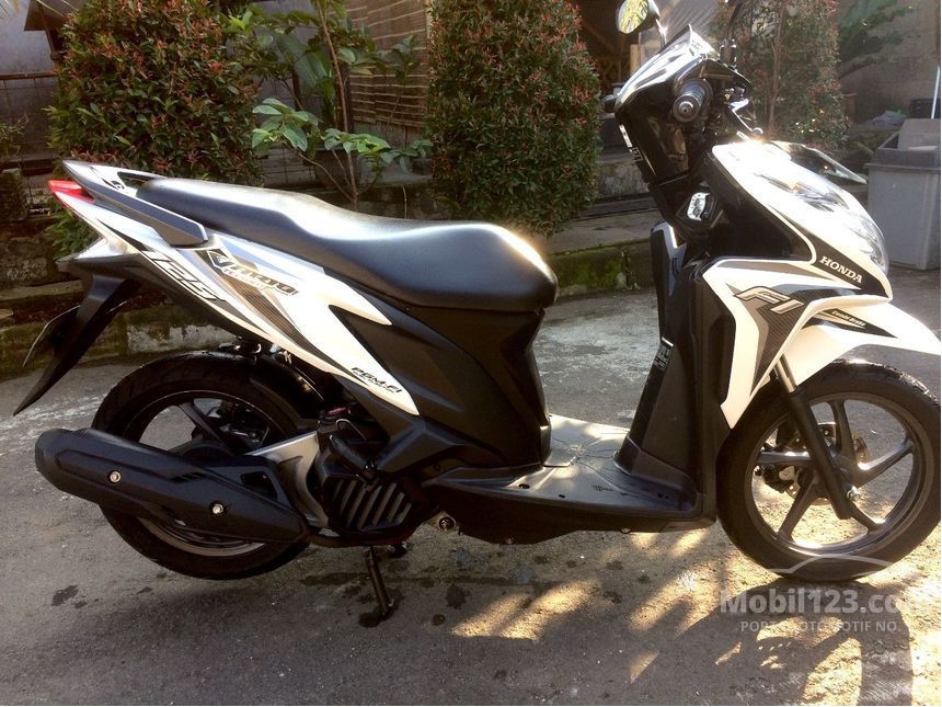 Jual Motor Honda  Vario  2019 150 Automatic 0 2 di Jawa 