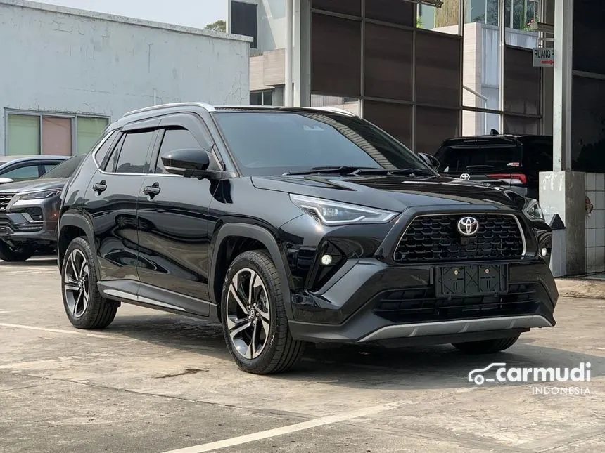 2024 Toyota Yaris Cross S Wagon