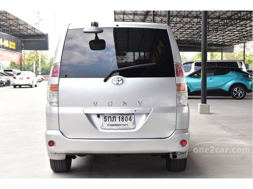 2011 Toyota Voxy AZR60G MPV