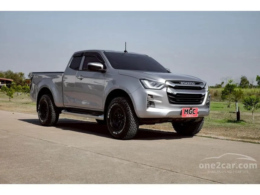 2022 Isuzu D-MAX Vcross Z Space Cab Pickup