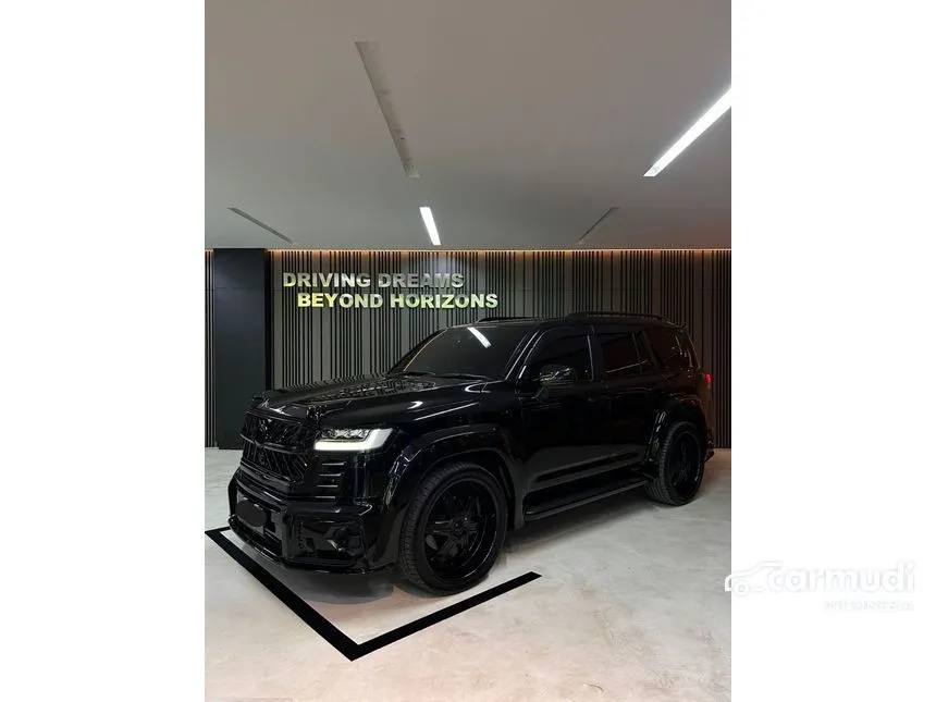 2023 Toyota Land Cruiser 300 VX-R (Premium Colour) SUV