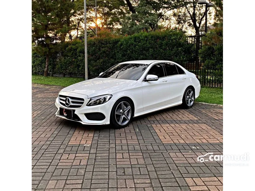 2018 Mercedes-Benz C200 AMG Sedan