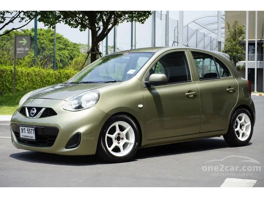 2013 Nissan MARCH E Hatchback