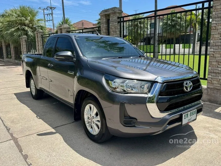 2022 Toyota HILUX REVO Z Edition Entry Smart Cab Pickup
