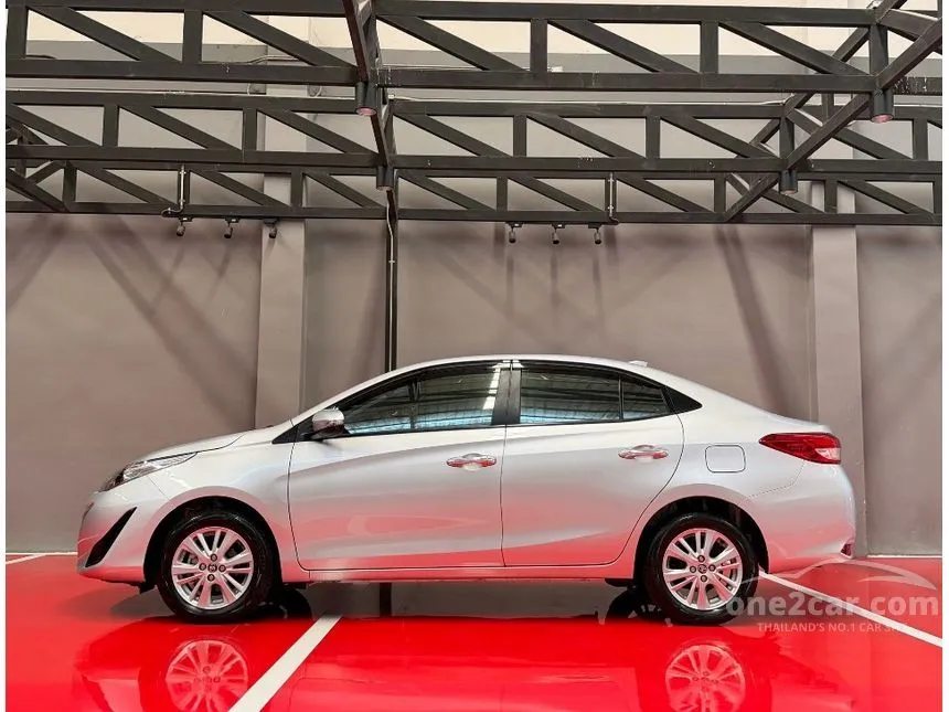 2019 Toyota Yaris Ativ G Sedan