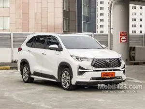 2024 Toyota Kijang Innova Zenix 2.0 Q HV TSS ( Premium Color) MPV