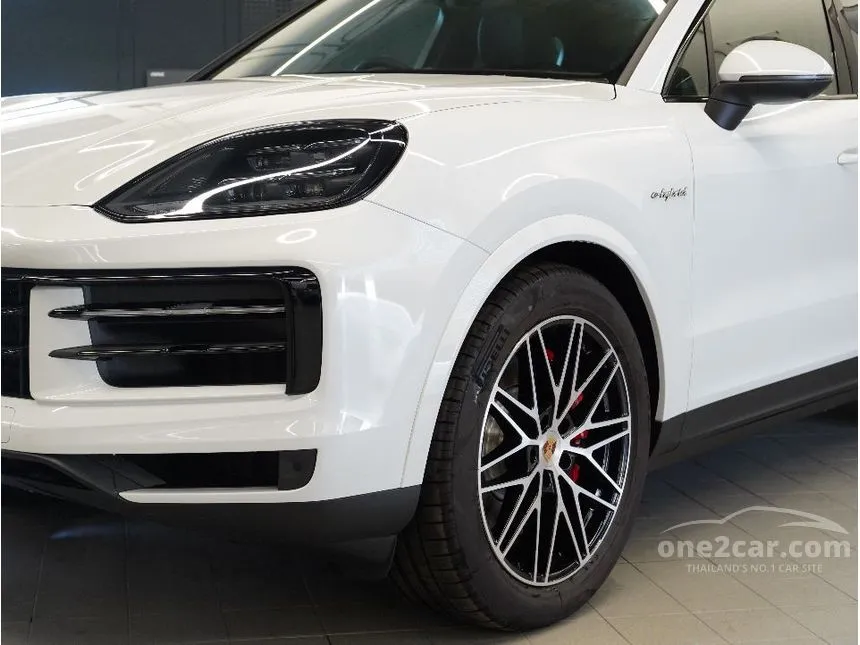 2026 Porsche CAYENNE S E-Hybrid Coupe