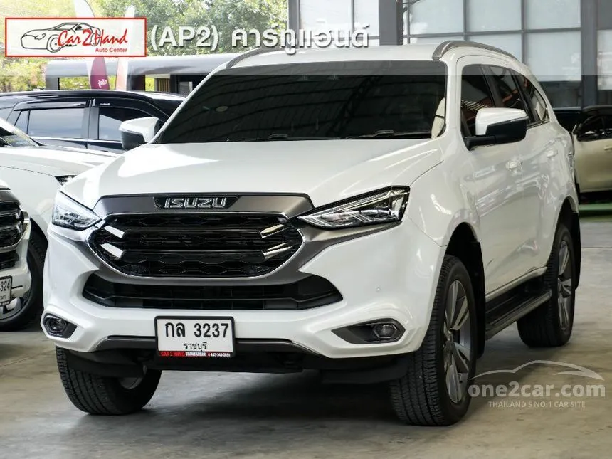 2023 Isuzu MU-X Ultimate SUV