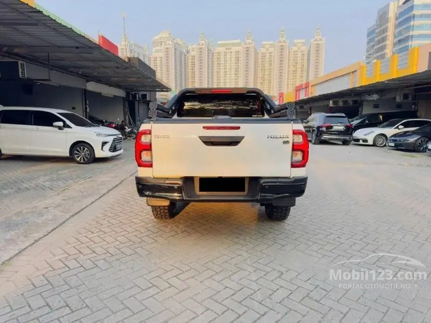 2024 Toyota Hilux V Double Cab 4X4 Pickup