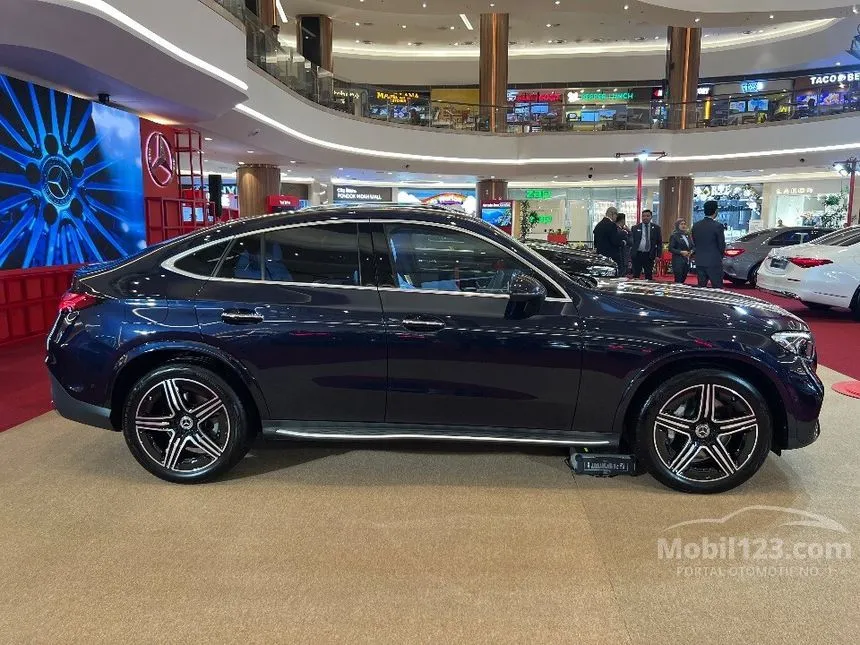 2023 Mercedes-Benz GLC300 AMG Line 4MATIC Coupe