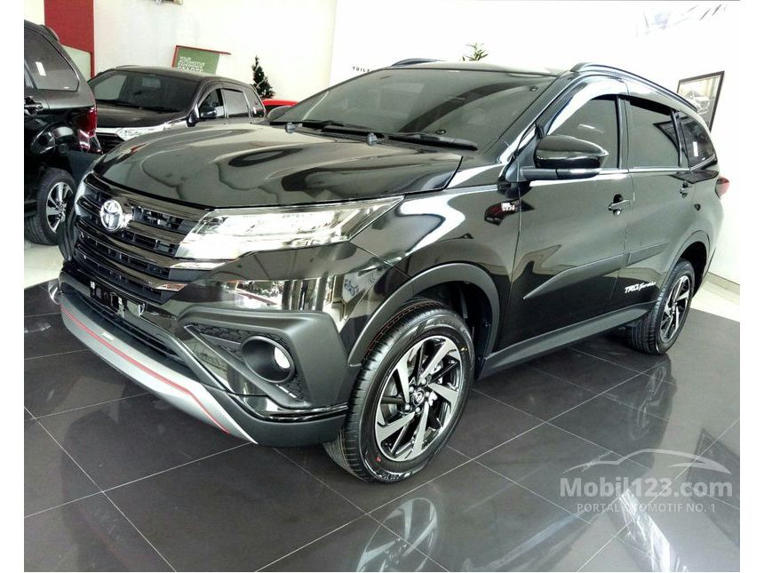 Jual Mobil  Toyota  Rush  2019 TRD  Sportivo  1 5 di Jawa Barat 