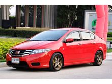 2013 Honda City 1.5 (ปี 08-14) V i-VTEC Sedan AT