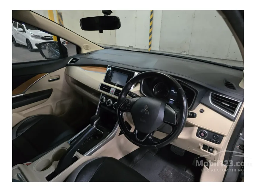 2017 Mitsubishi Xpander Ultimate MPV