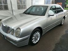 Mercedes-Benz E260 2.6 Elegance Sedan