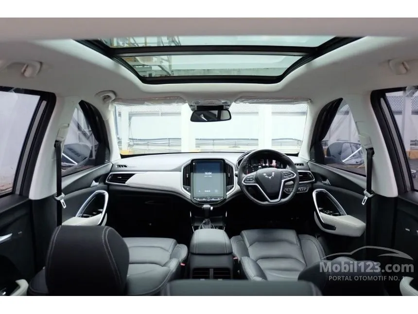 2021 Wuling Almaz RS Exclusive 7 Seater SUV