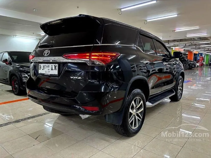 2019 Toyota Fortuner VRZ 4X2 SUV