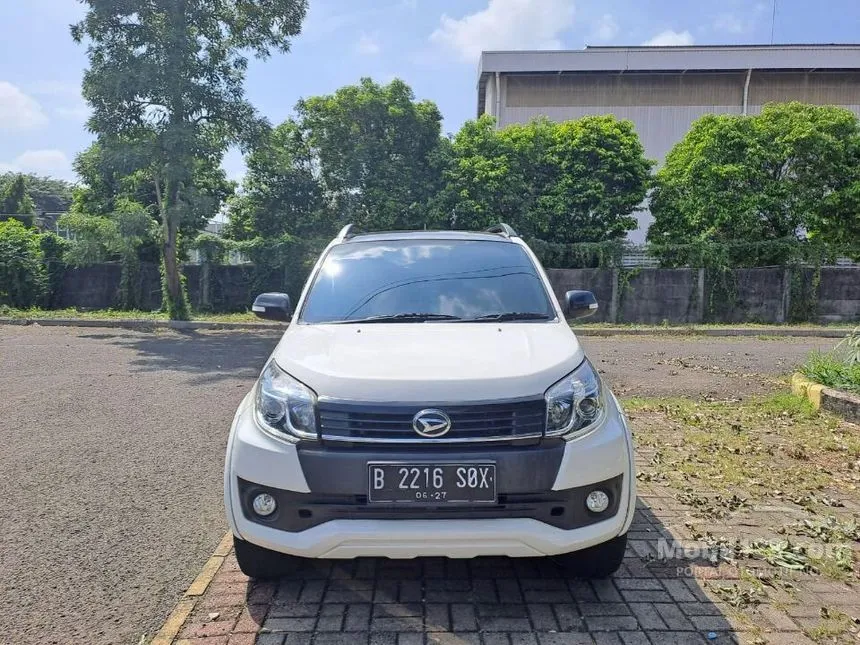 Jual Mobil Daihatsu Terios 2017 R 1.5 di DKI Jakarta Automatic SUV Putih Rp 160.000.000