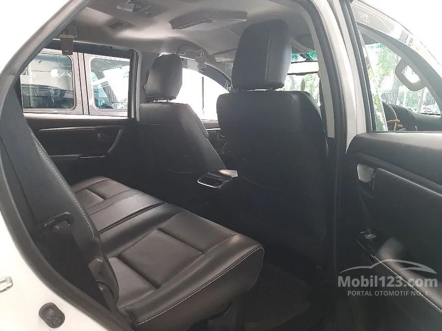 2023 Toyota Fortuner GR Sport 4X2 SUV