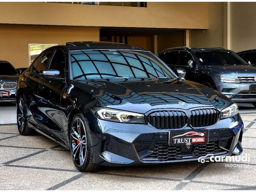 2023 BMW 330i M Sport Pro Sedan