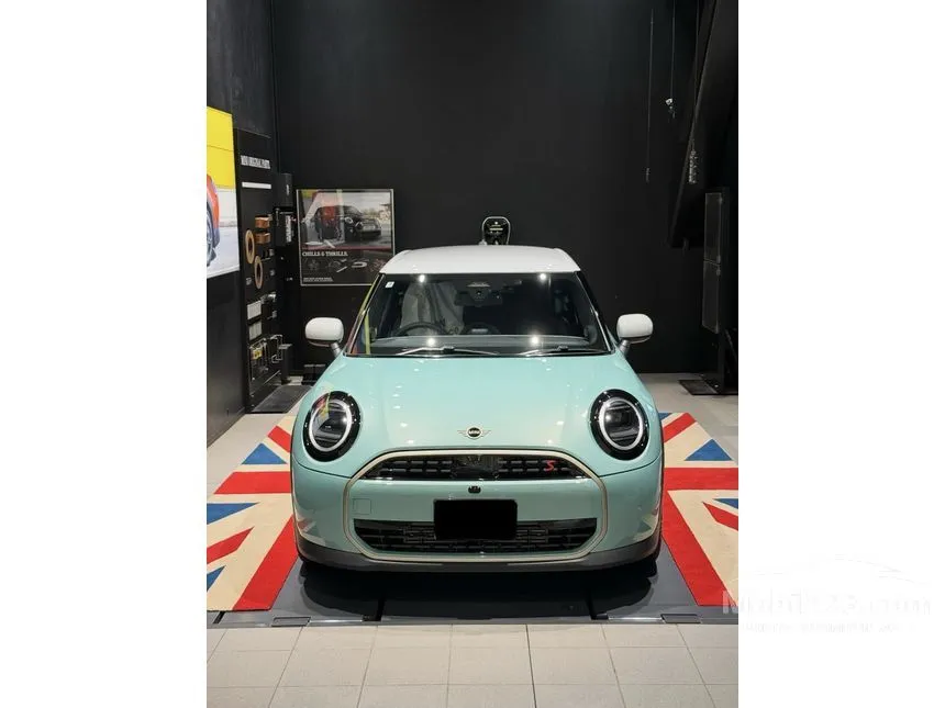 2026 MINI Cooper S 5 Door Hatchback