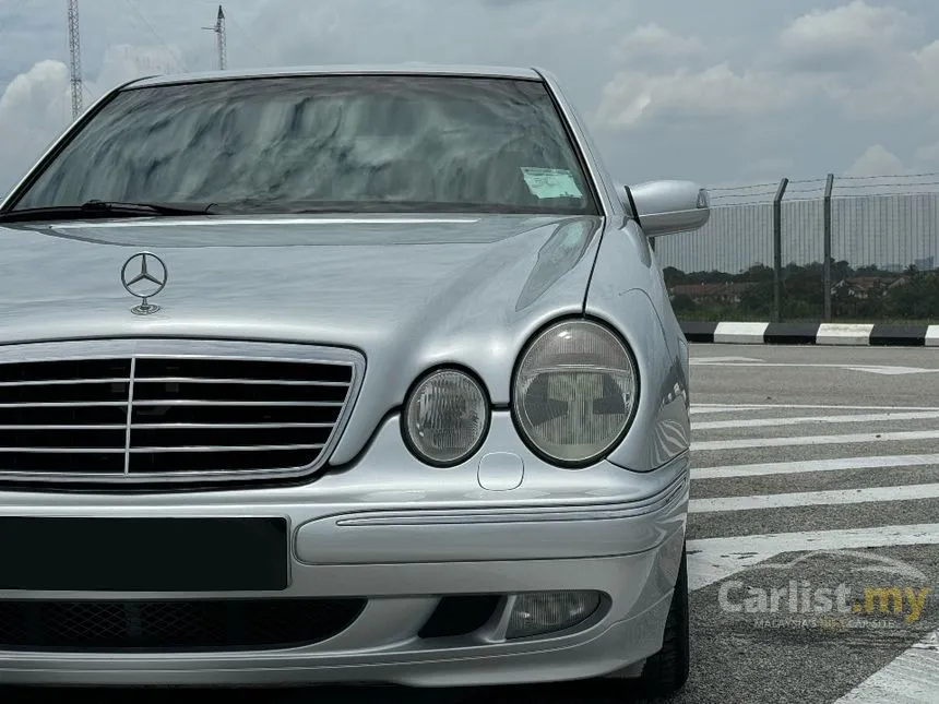 2002 Mercedes-Benz E240 ELEGANCE Sedan