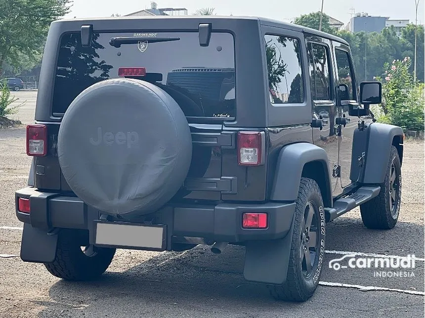 2011 Jeep Wrangler Unlimited Sport SUV