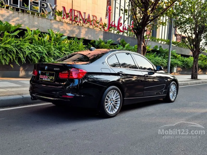 2015 BMW 320i Sport Sedan