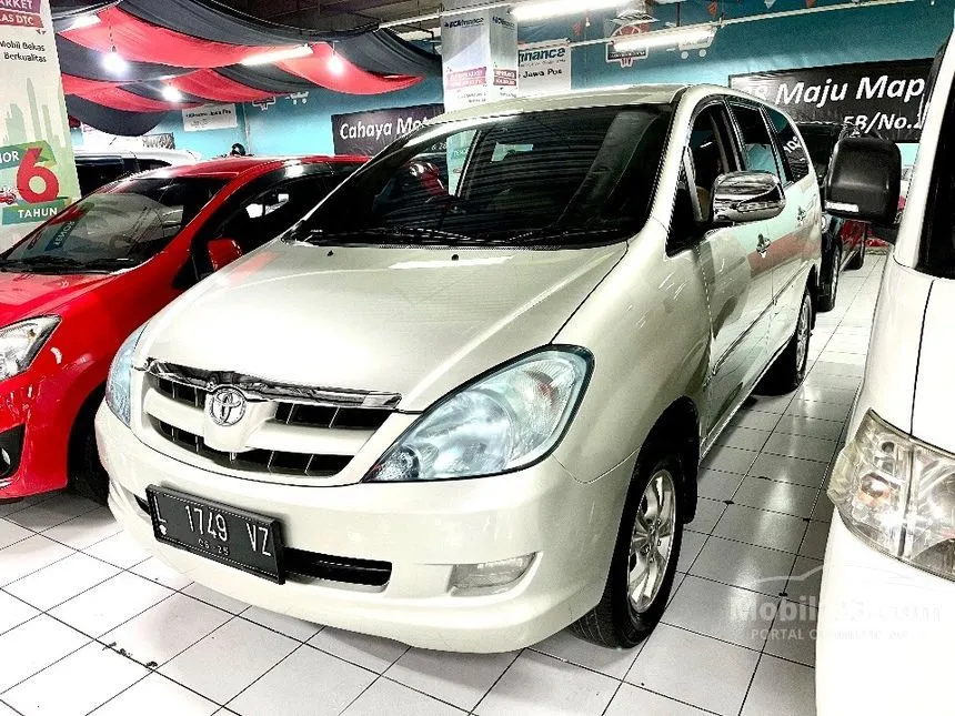 Jual Mobil Toyota Kijang Innova 2005 V Extra 2.0 di Jawa Timur Manual MPV Silver Rp 105.000.000
