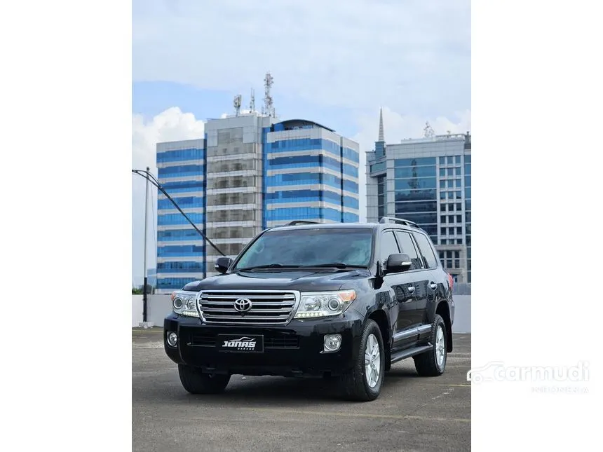 2012 Toyota Land Cruiser 200 Full spec SUV